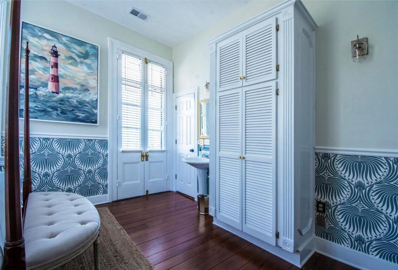 Daybed With Trundle In The Beautiful Ashley Inn 4 Blocks From King St Charleston Exterior photo